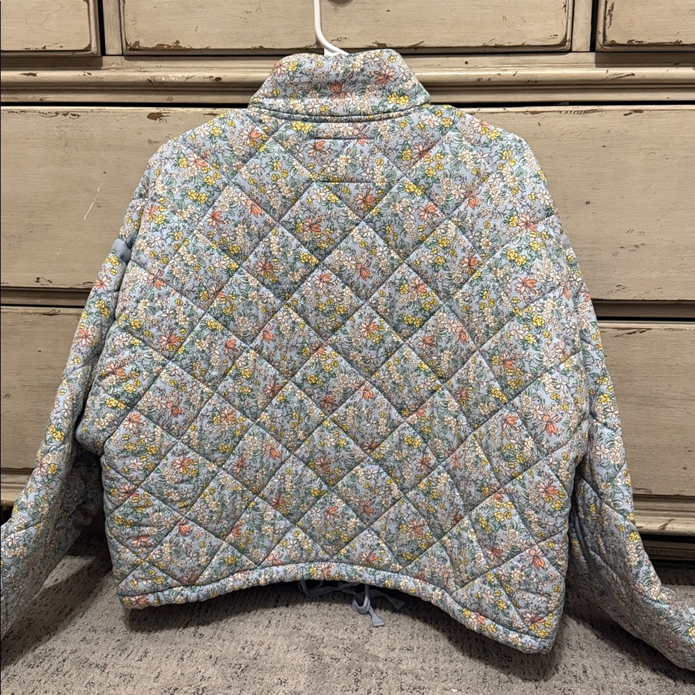 Blank NYC Floral Quilted Jacket - Picture 6 of 6
